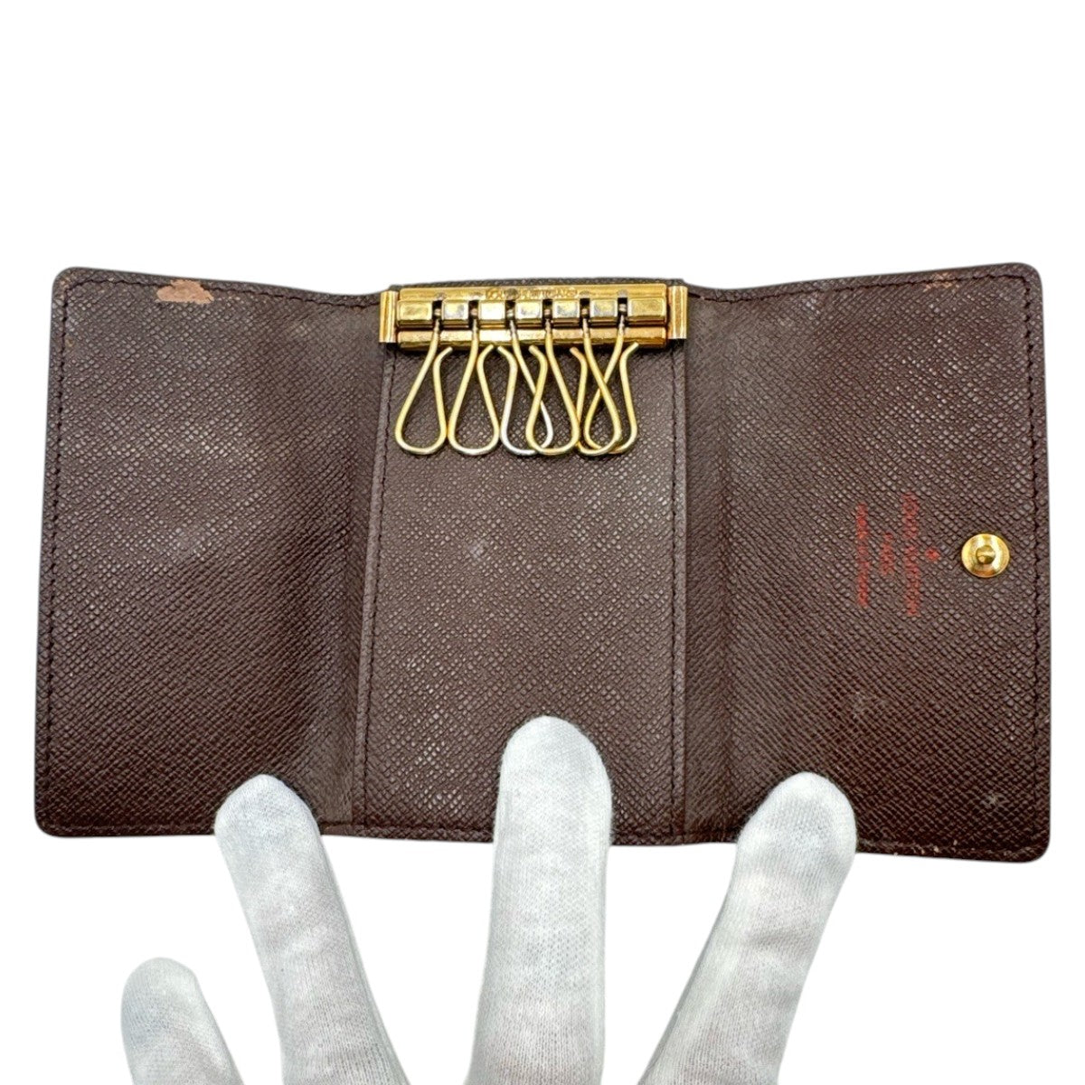 26820
LOUIS VUITTON ルイヴィトン ダミエ ミュルティクレ ブラウン ゴールド金具 PVC N62630 キーケース 男女兼用 メンズ B5