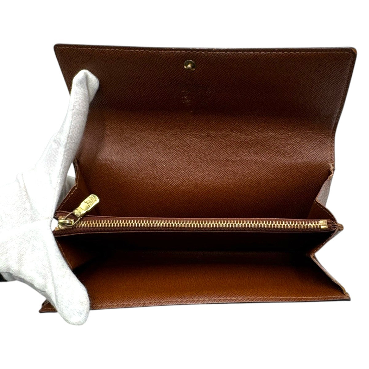 26825
LOUIS VUITTON ルイヴィトン モノグラム ポシェット ポルトモネ クレディ ブラウン ゴールド金具 PVC M61725 長財布 ロングウォレット 男女兼用 レディース B8