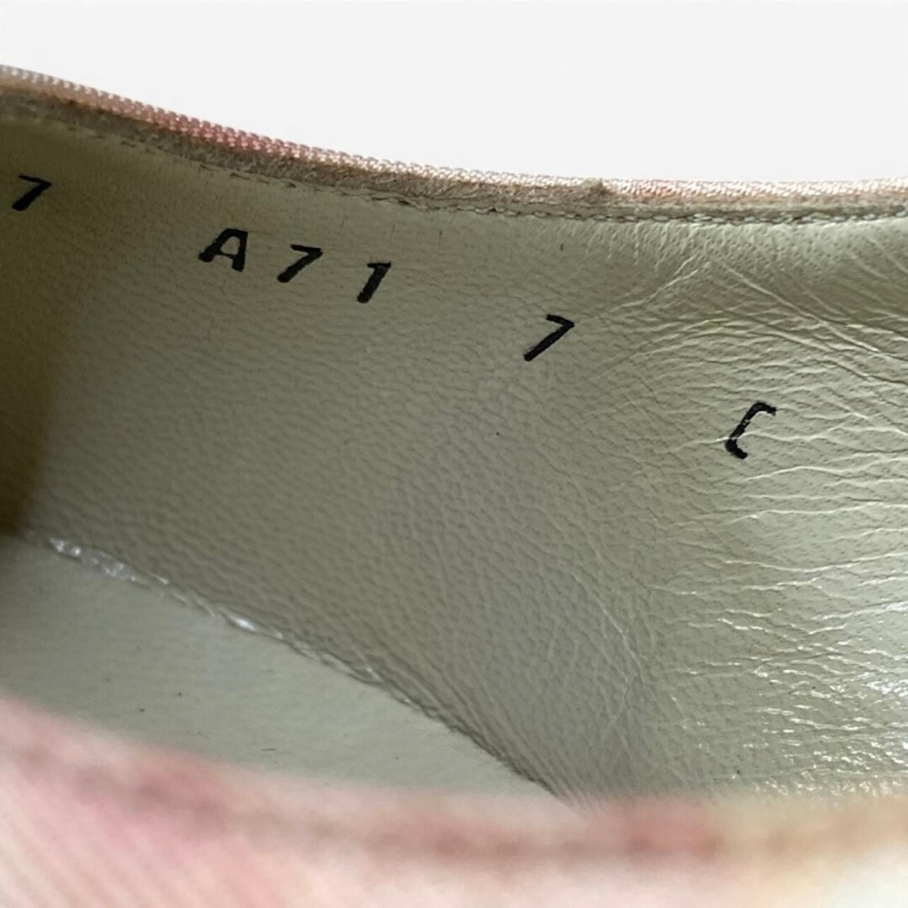Salvatore Ferragamo サルヴァトーレフェラガモ ミュール ストラップサンダル ピンク サテン サンダル レディース B