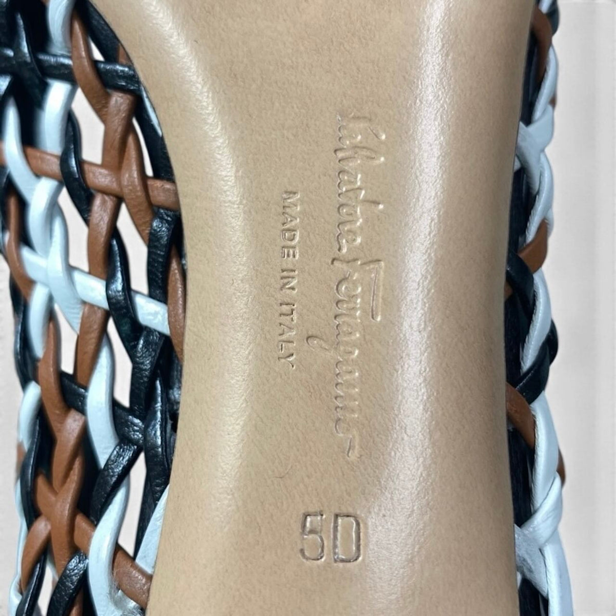 Salvatore Ferragamo サルヴァトーレフェラガモ ヴァラリボンパンプス 編み込み メッシュ シューズ マルチカラー レザー パンプス レディース AB