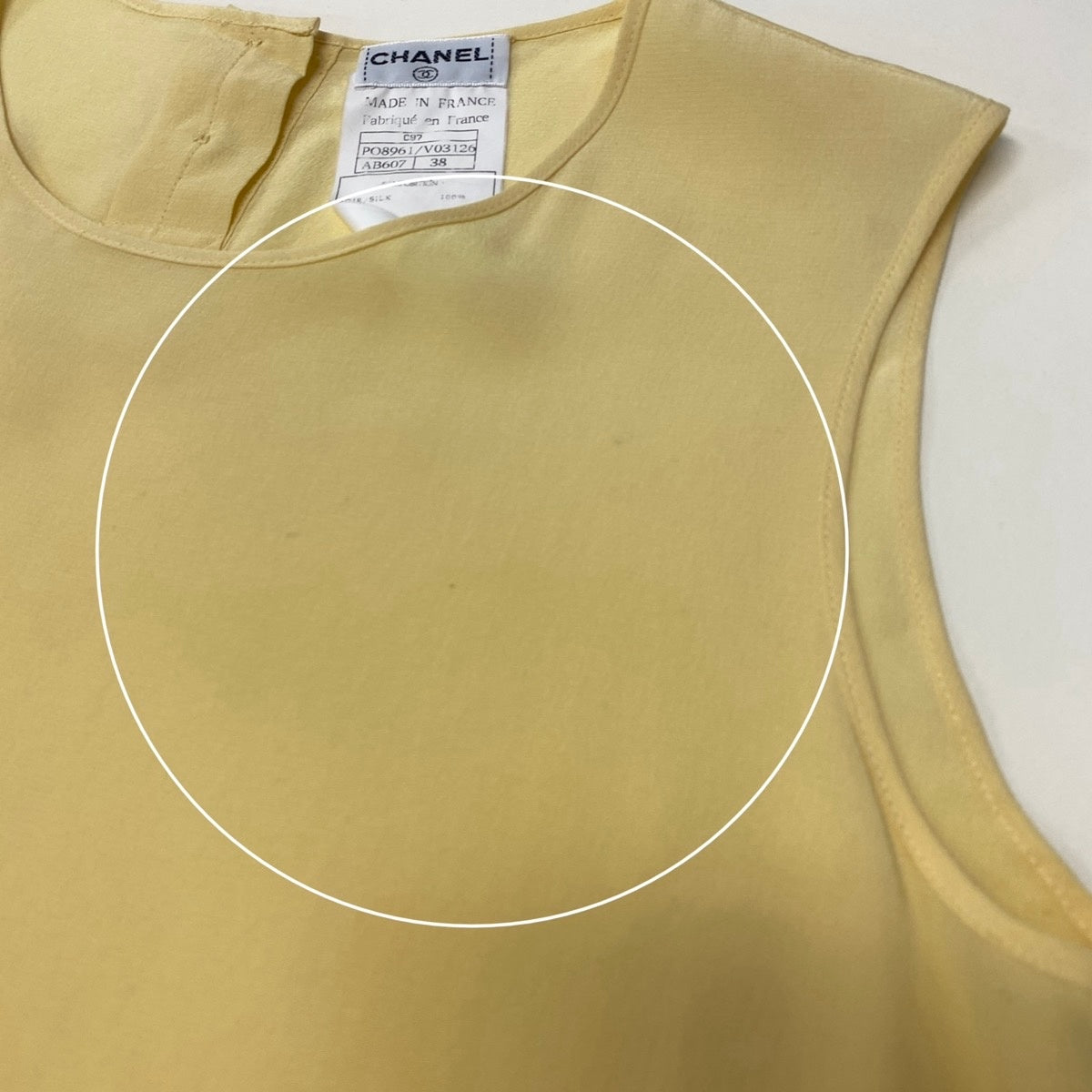 CHANEL シャネル 1997年 クルーズコレクション ノースリーブシルクブラウス イエロー シルク PO8961 ブラウス レディース B