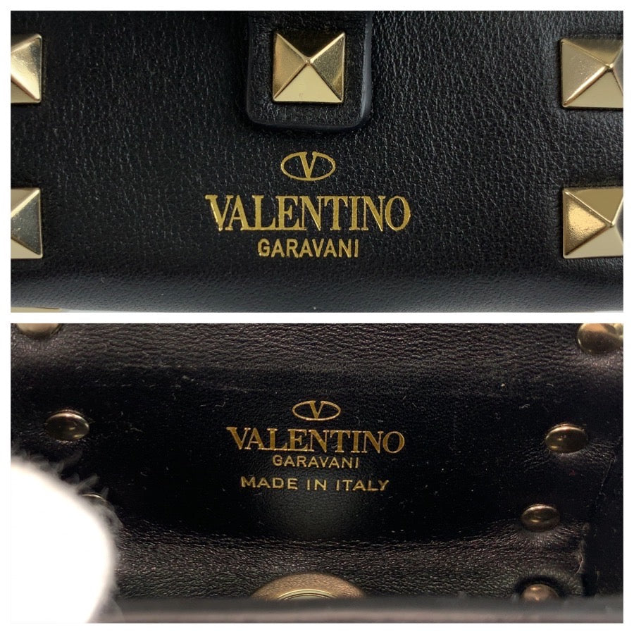 VALENTINO ヴァレンティノ ロックスタッズ ペット ブラック 黒 ゴールド金具 レザー AirPodsケース イヤホンケース 小物入れ レディース A27