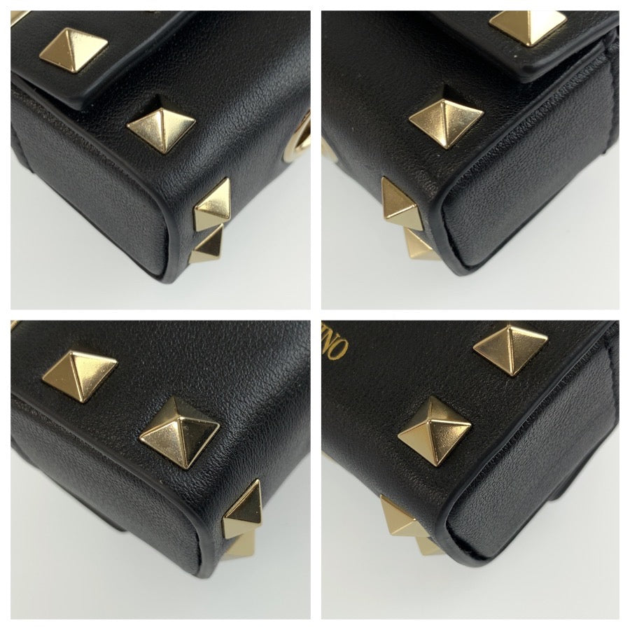 VALENTINO ヴァレンティノ ロックスタッズ ペット ブラック 黒 ゴールド金具 レザー AirPodsケース イヤホンケース 小物入れ レディース A27