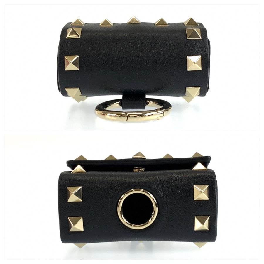 VALENTINO ヴァレンティノ ロックスタッズ ペット ブラック 黒 ゴールド金具 レザー AirPodsケース イヤホンケース 小物入れ レディース A27