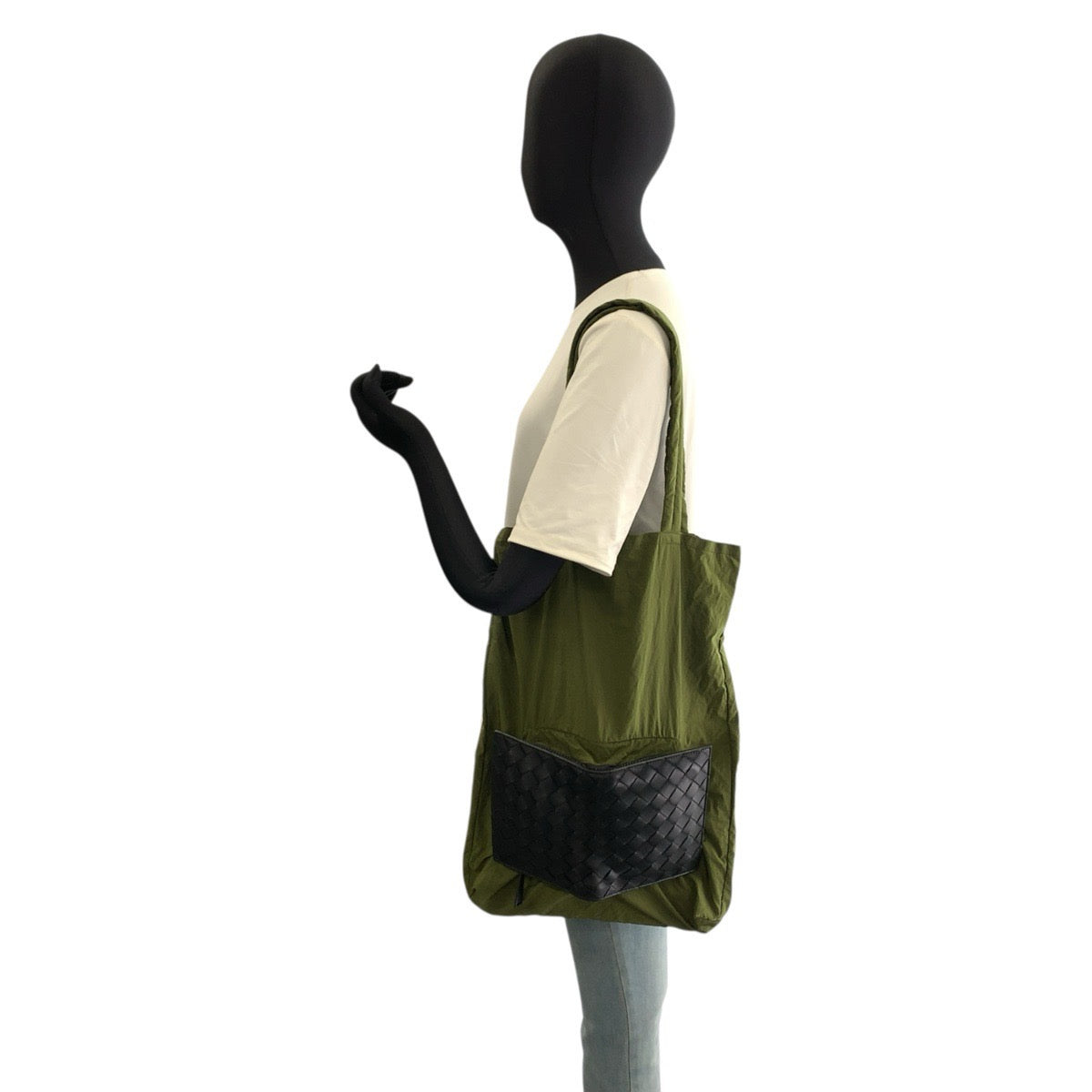 BOTTEGAVENETA ボッテガヴェネタ イントレチャート カーキ ブラック ナイロン トートバッグ エコバッグ 折りたたみ 男女兼用 メンズ A36