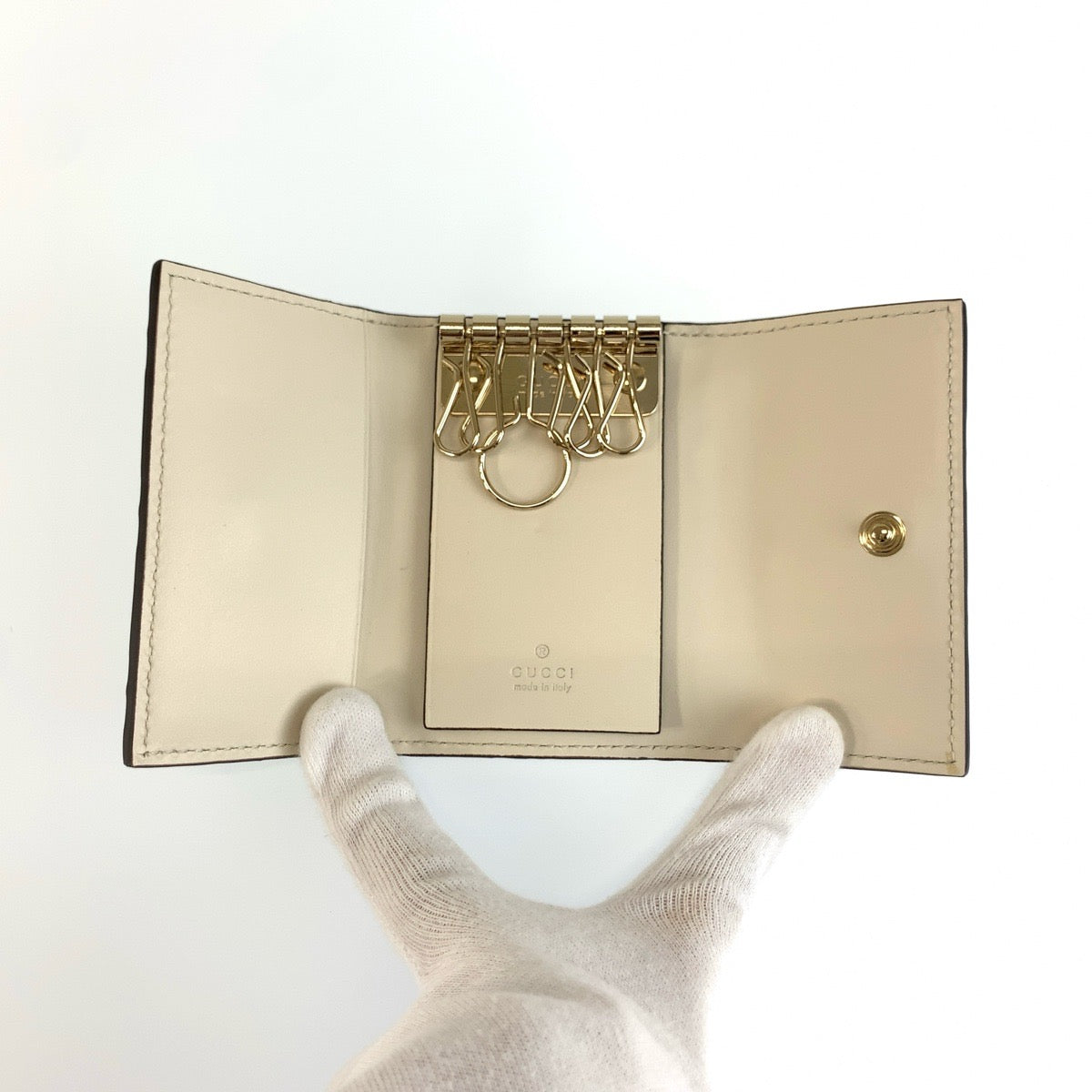 GUCCI グッチ グッチシマ アイボリー ゴールド金具 レザー 388682 キーケース 6連 レディース ABP21