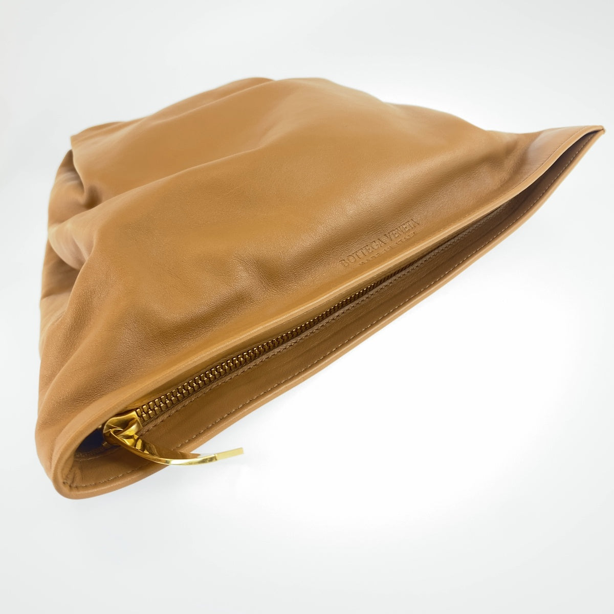 BOTTEGAVENETA ボッテガヴェネタ BVツイスト キャメルブラウン レザー ハンドバッグ クラッチバッグ レディース ABP85