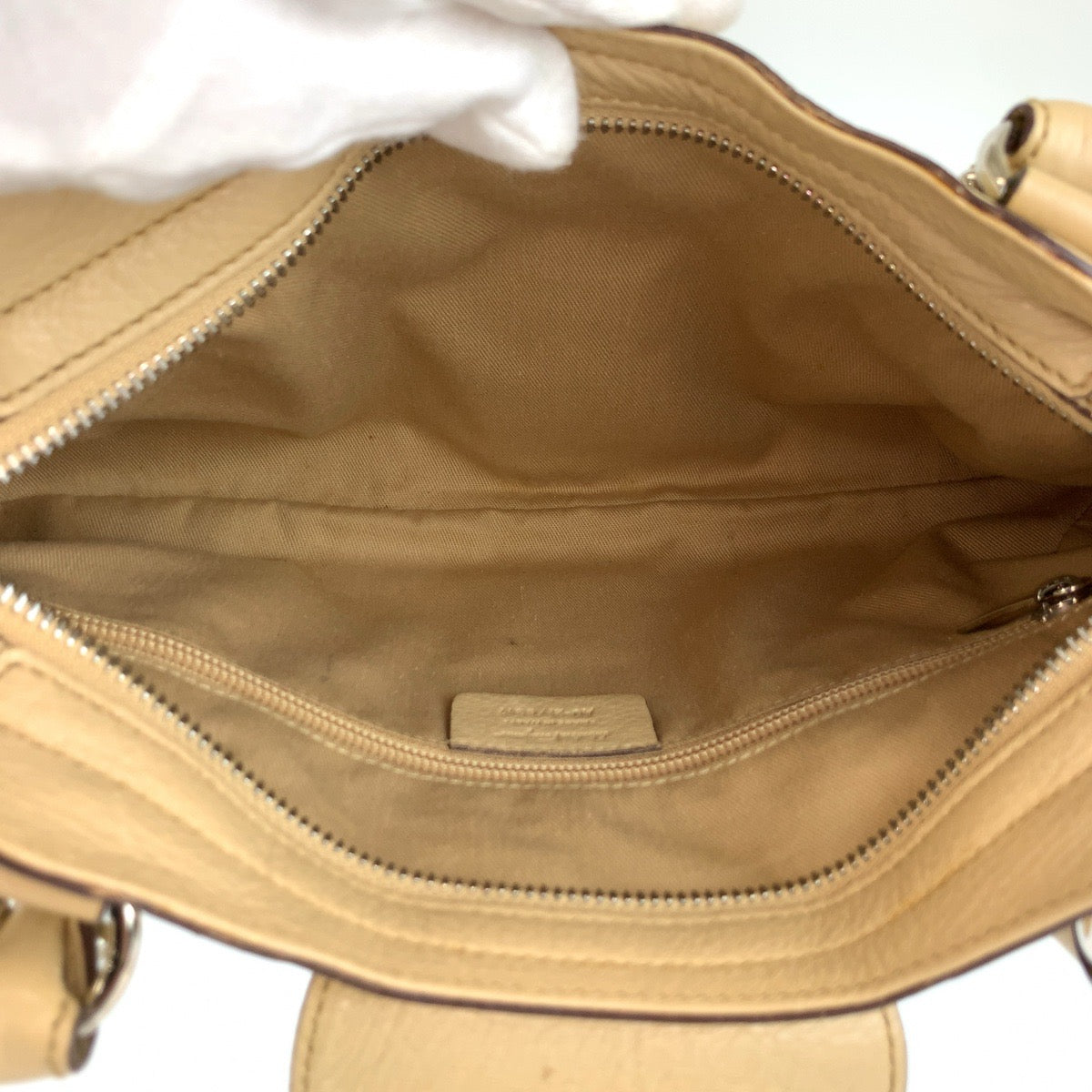 Salvatore Ferragamo サルヴァトーレフェラガモ ガンチーニ マリッサ ベージュ シルバー金具 レザー AU-21/6317 ハンドバッグ ショルダーバッグ レディース ABP33