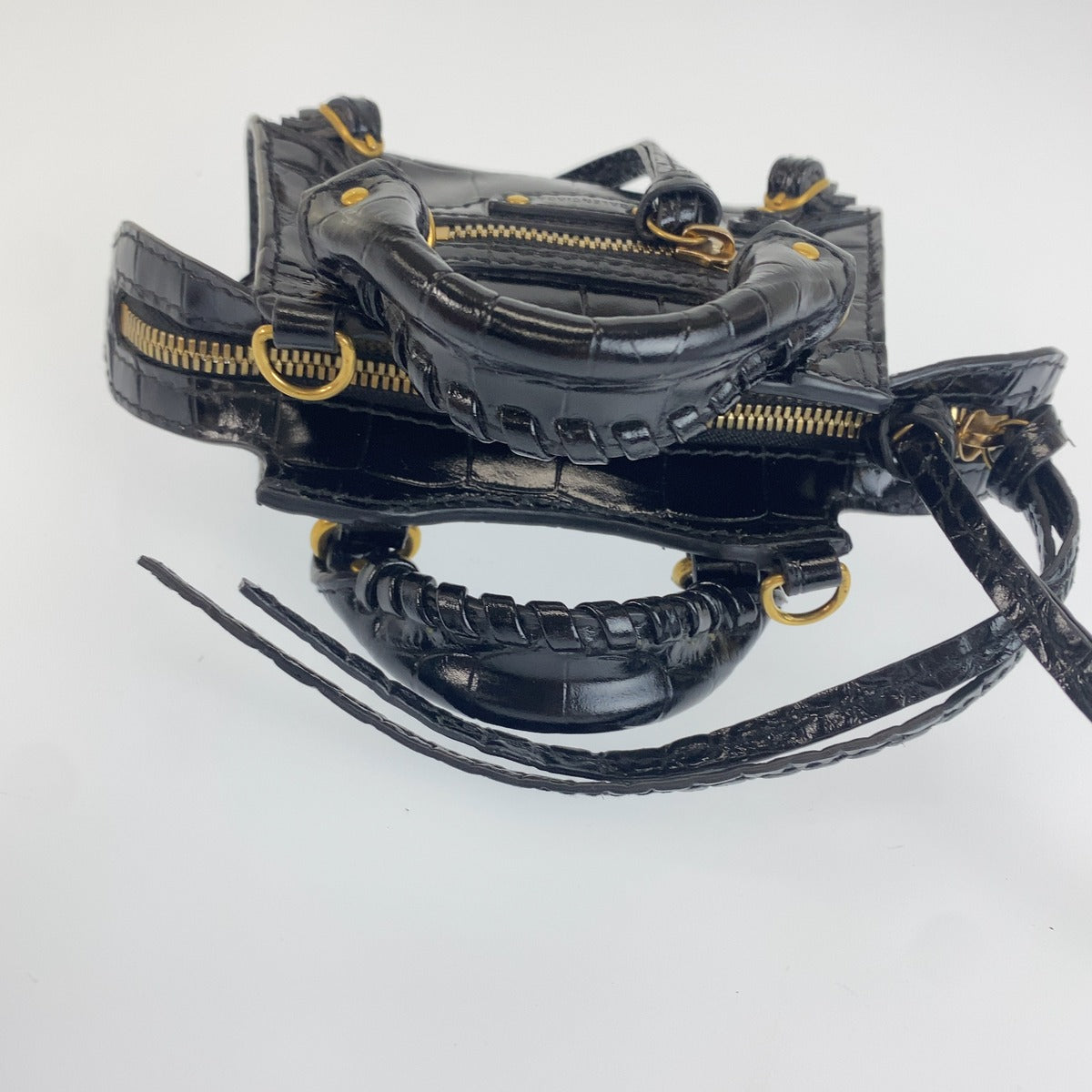 BALENCIAGA バレンシアガ シティ ネオ クラシック スーパーナノ ブラック ゴールド レザー ショルダーバッグ ミニハンドバッグ レディース A90