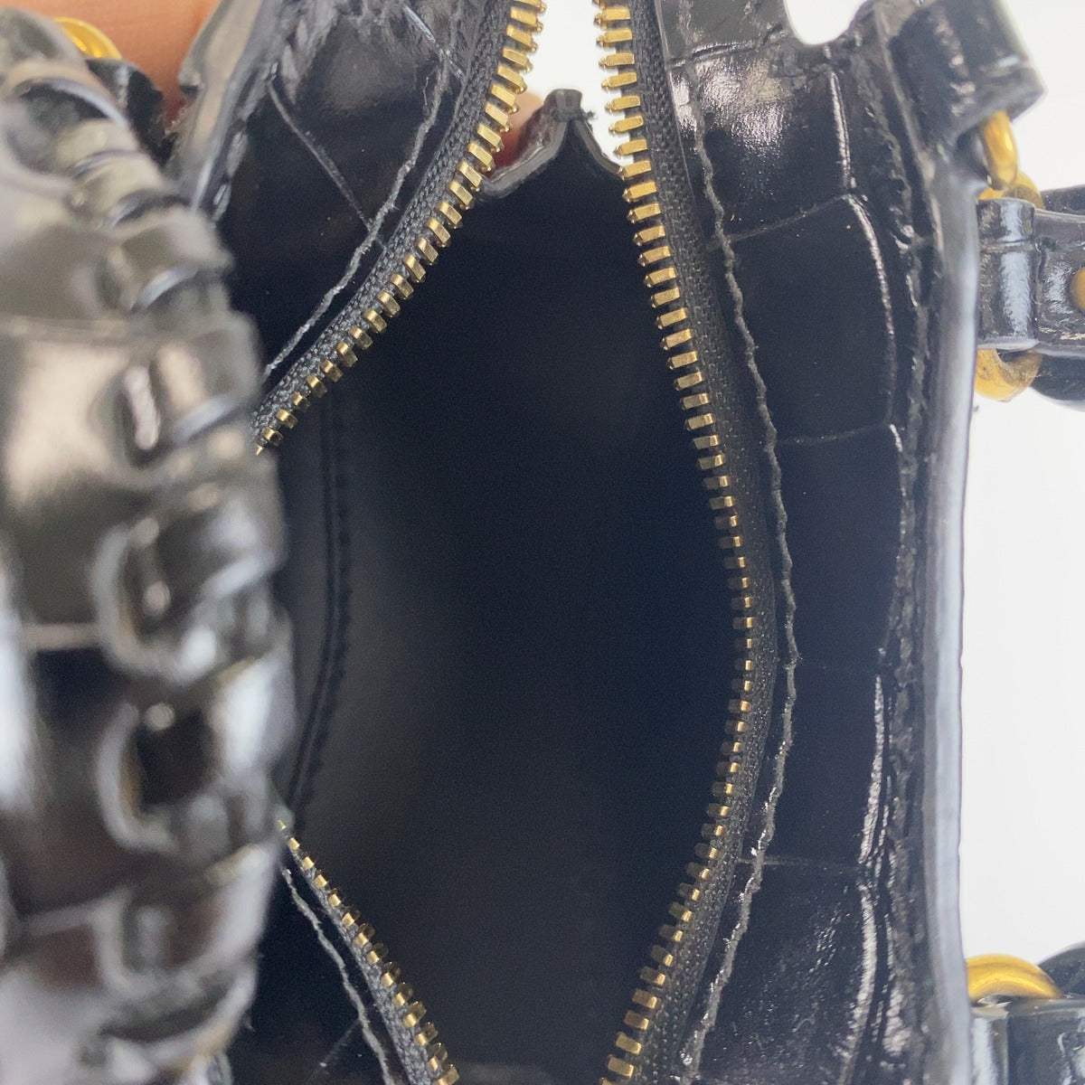BALENCIAGA バレンシアガ シティ ネオ クラシック スーパーナノ ブラック ゴールド レザー ショルダーバッグ ミニハンドバッグ レディース A90