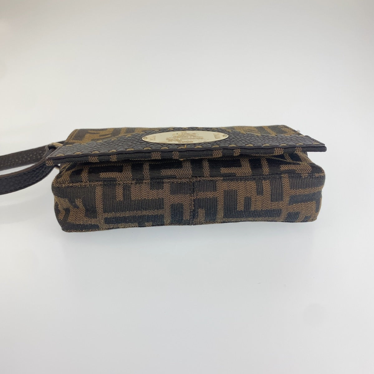 FENDI フェンディ セレリア ズッカ柄 ブラウン キャンバス / レザー 斜め掛け ショルダーバッグ ポシェット レディース ABP98