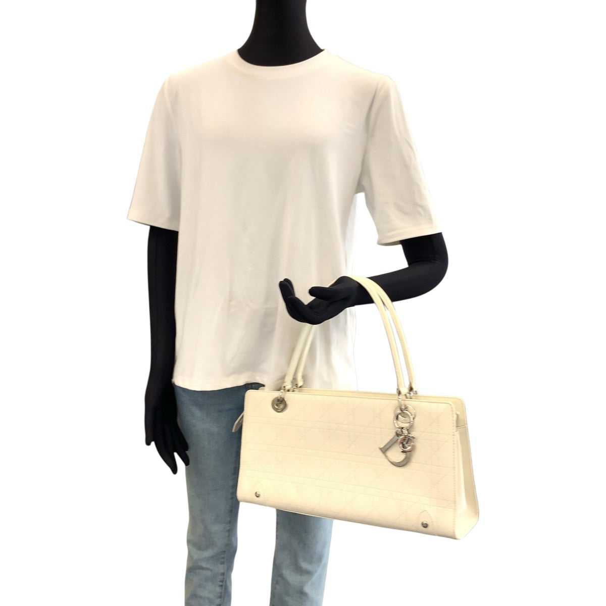 Christian Dior クリスチャンディオール レディディオール カナージュステッチ ホワイト クリーム シルバー金具 レザー 05-MA-1024 ハンドバッグ ショルダーバッグ レディース ABP98