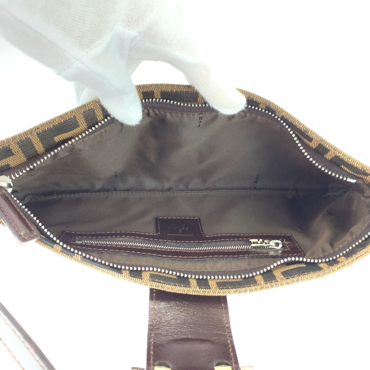 FENDI フェンディ ヴィンテージ ズッカ ブラウン シルバー金具 キャンバス / レザー 26685 ショルダーバッグ レディース ABP92