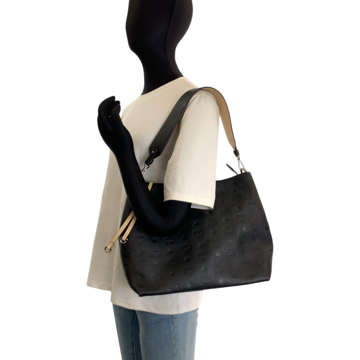 MCM エム シー エム ヴィセトス ブラック ベージュ シルバー金具 レザー ショルダーバッグ ハンドバッグ レディース AB23