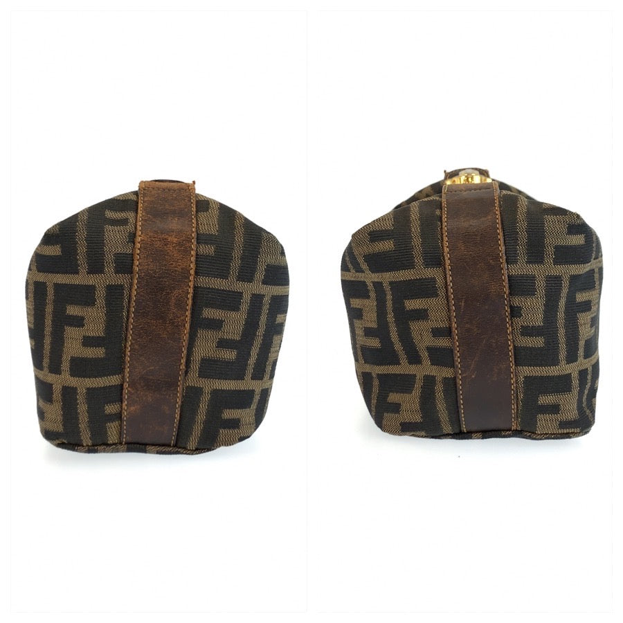 FENDI フェンディ ヴィンテージ ズッカ ブラウン ゴールド金具 キャンバス / レザー ポーチ 化粧ポーチ レディース B38