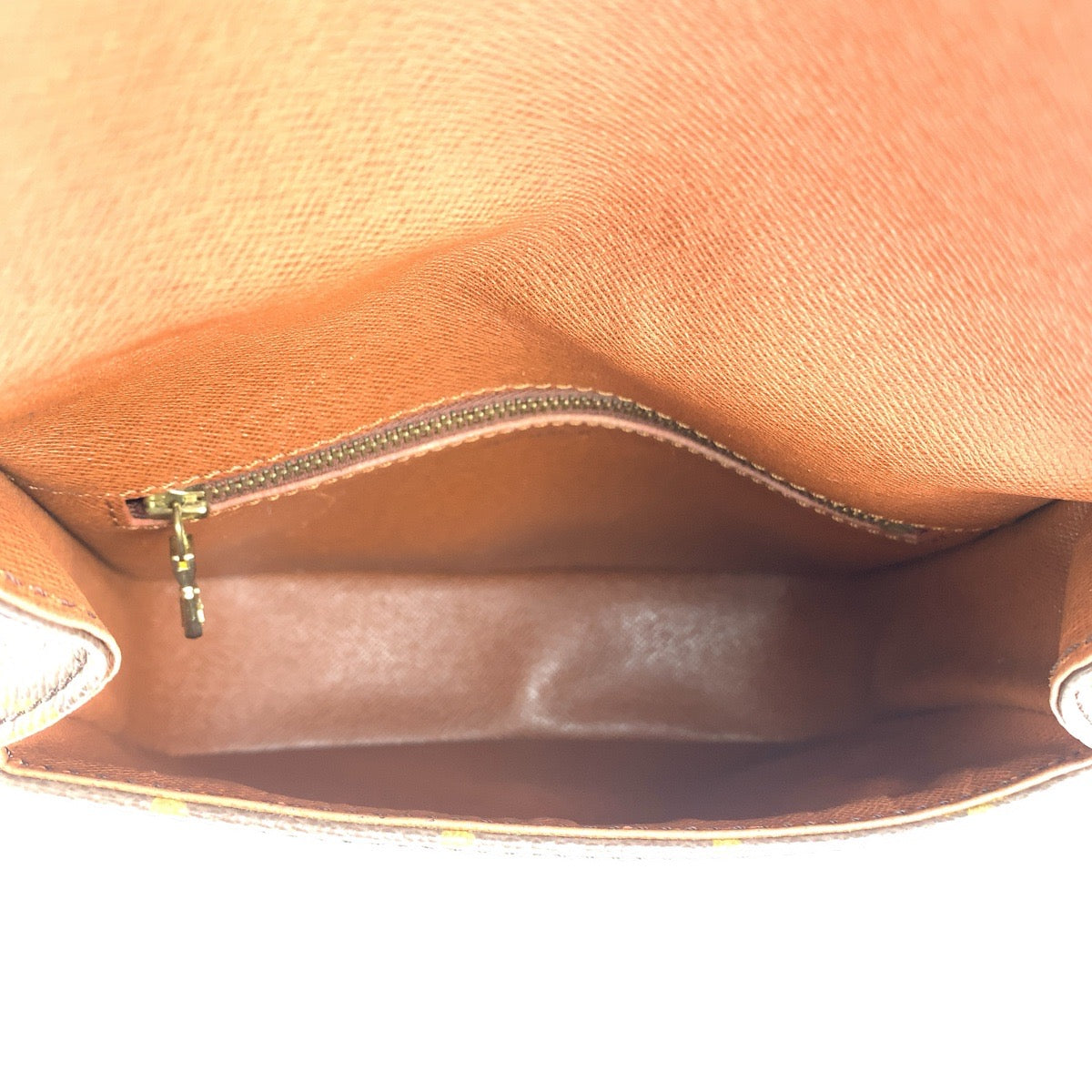 LOUIS VUITTON ルイヴィトン モノグラム サンクルーMM ブラウン ゴールド金具 PVC / レザー M51243 ショルダーバッグ ポシェット レディース B50