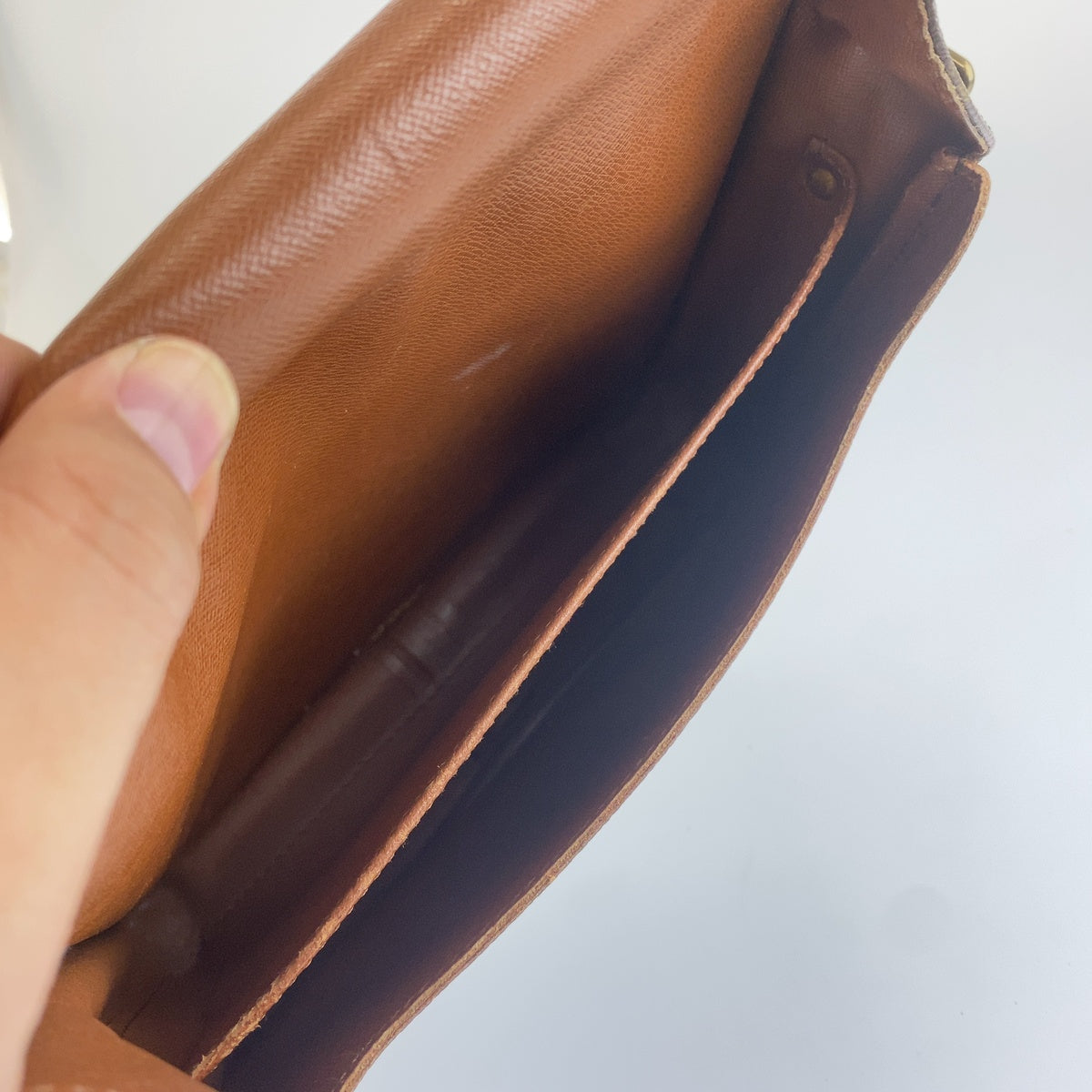LOUIS VUITTON ルイヴィトン モノグラム カルトシエールGM ブラウン ゴールド金具 PVC / レザー M51252 ショルダーバッグ ポシェット レディース B