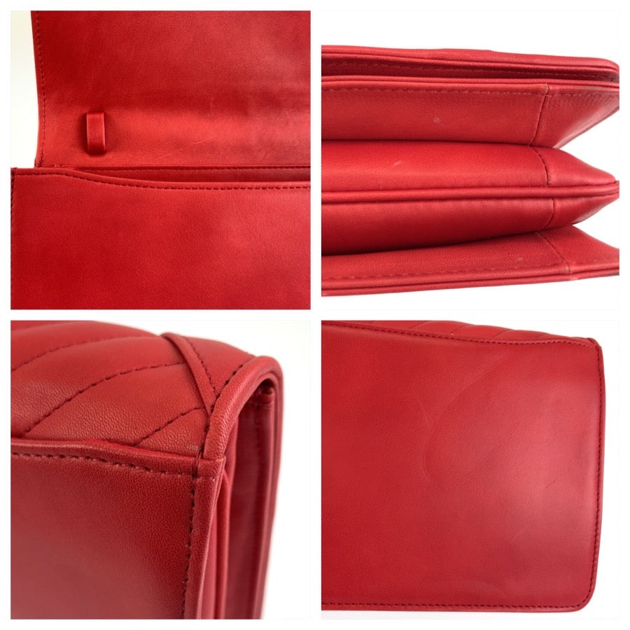 Valentino Garavani ヴァレンティノ ガラヴァーニ キルティング レッド ゴールド金具 レザー ショルダーバッグ ポシェット レディース ABP20