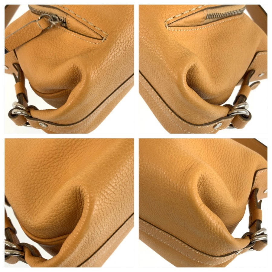 TOD’S トッズ ベージュ シルバー金具 レザー ショルダーバッグ ハンドバッグ レディース ABP19