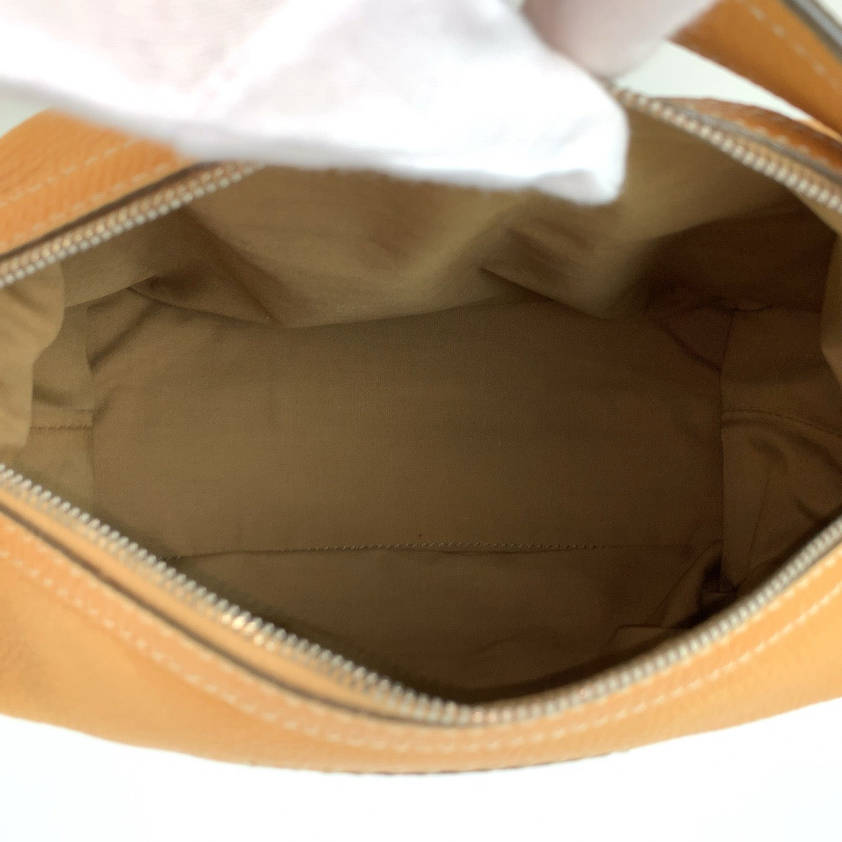 TOD’S トッズ ベージュ シルバー金具 レザー ショルダーバッグ ハンドバッグ レディース ABP19