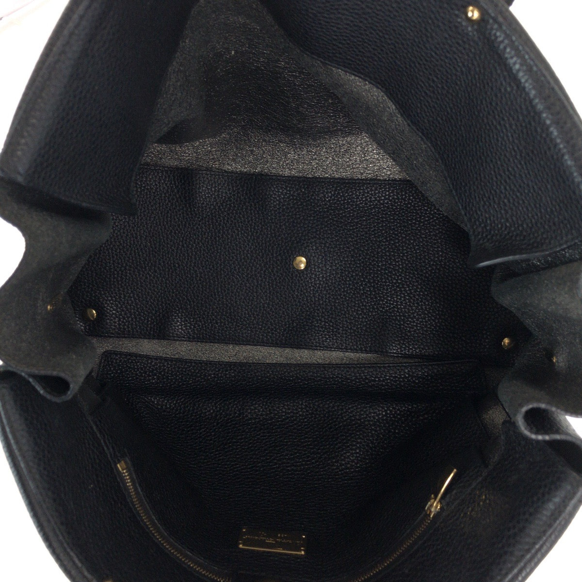 Salvatore Ferragamo サルヴァトーレフェラガモ ネンシア ブラック 黒 ゴールド金具 レザー GU-21F074 トートバッグ ショルダーバッグ レディース ABP23