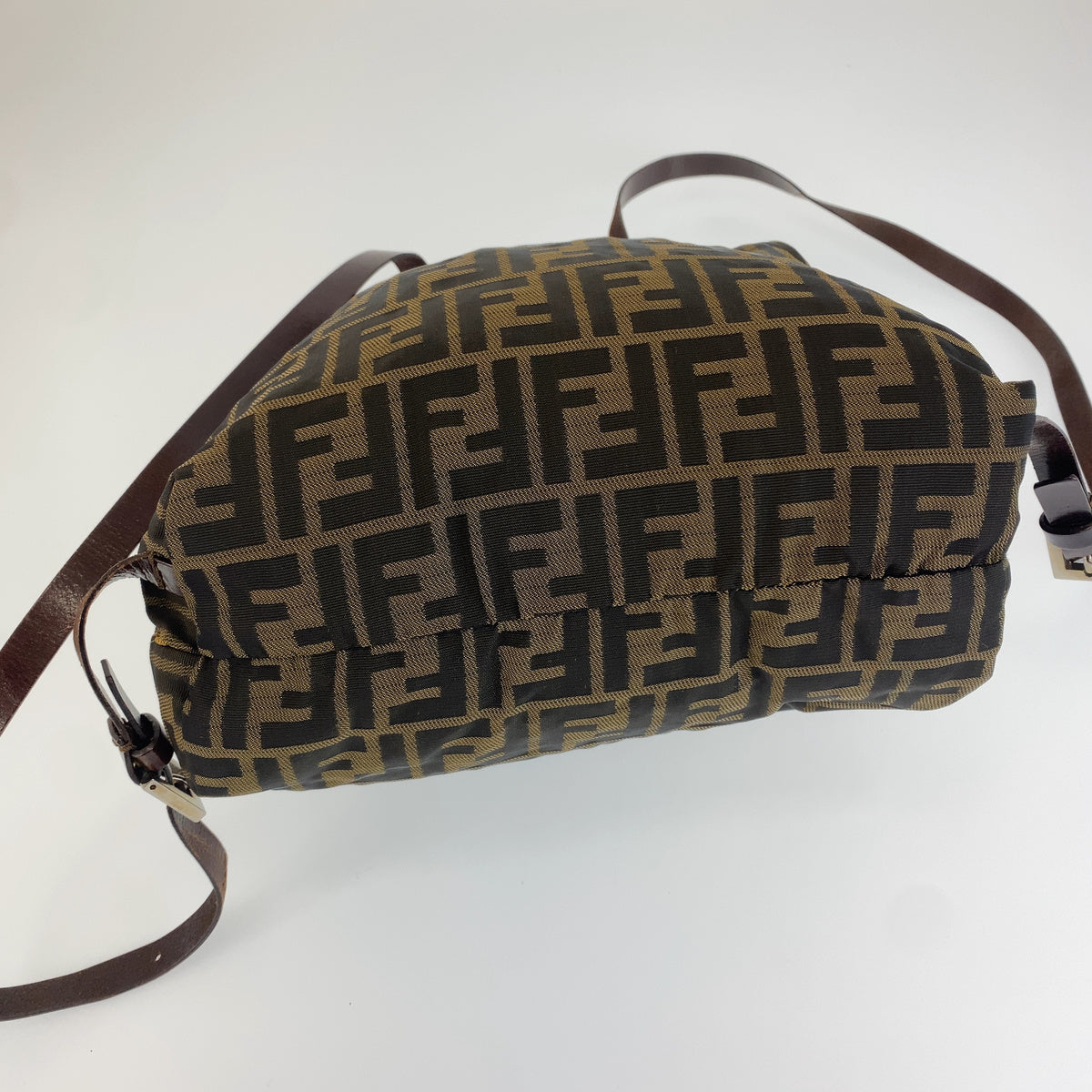 FENDI フェンディ ヴィンテージ ズッカ柄 ブラウン ブラック レザー / ナイロン バックパック リュックサック レディース B33