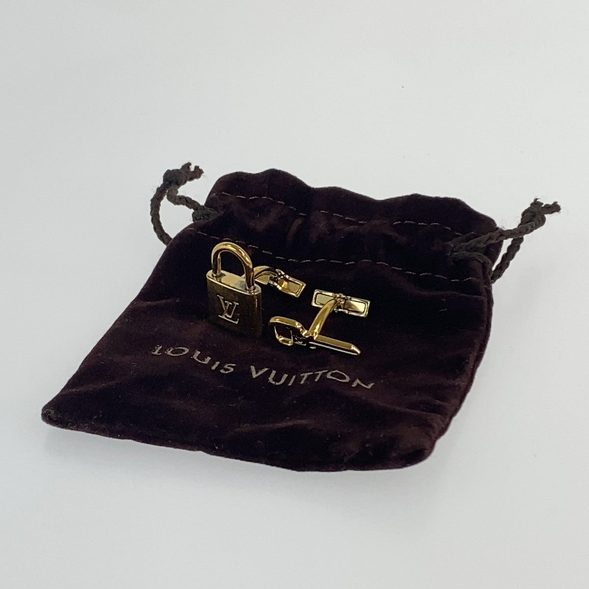 LOUIS VUITTON ルイヴィトン ブトン ドゥ マンシェット カデナ エ クレ ゴールド シルバー925 M64601 カフス カフリンクス カフスボタン メンズ ABP20