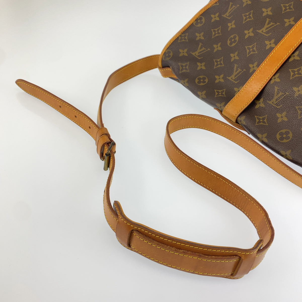 LOUIS VUITTON ルイヴィトン モノグラム ソミュール35 ブラウン PVC / レザー M42254 ショルダーバッグ メッセンジャーバッグ メンズ AB60