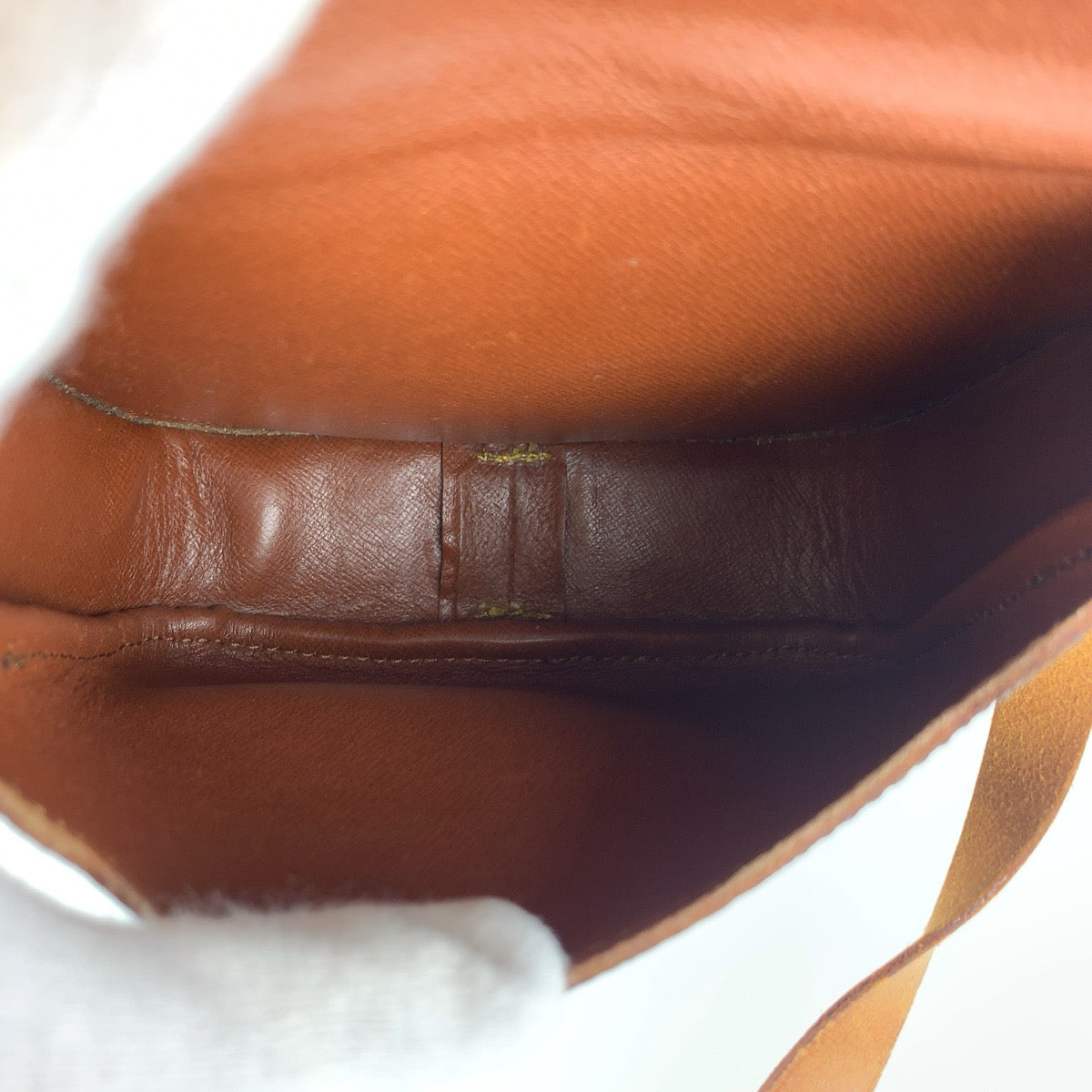 LOUIS VUITTON ルイヴィトン モノグラム カルトシエールPM ブラウン ゴールド金具 PVC / レザー M51254 ショルダーバッグ ポシェット レディース B45