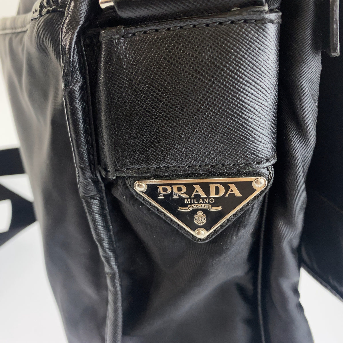 PRADA プラダ テスート ジャガードロゴ ブラック ナイロン ショルダーバッグ メッセンジャーバッグ メンズ AB30
