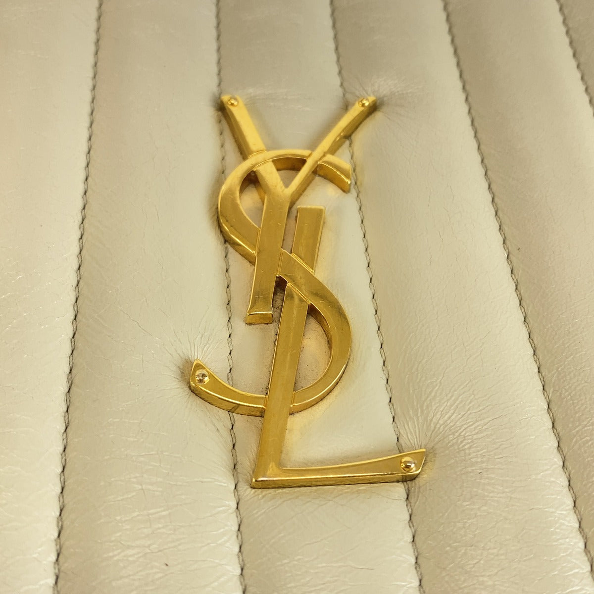 SAINT LAURENT サンローラン ヴィッキー グレージュ ゴールド レザー 557574 ショルダーバッグ ウエストバッグ バムバッグ レディース AB83