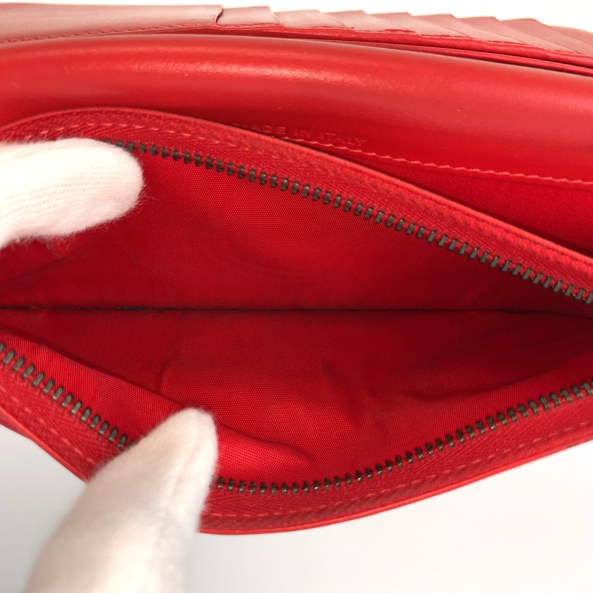 Christian Louboutin クリスチャンルブタン パネトーネ スパイクスタッズ ブラック 黒 レッド レザー 長財布 ロングウォレット メンズ ABP27