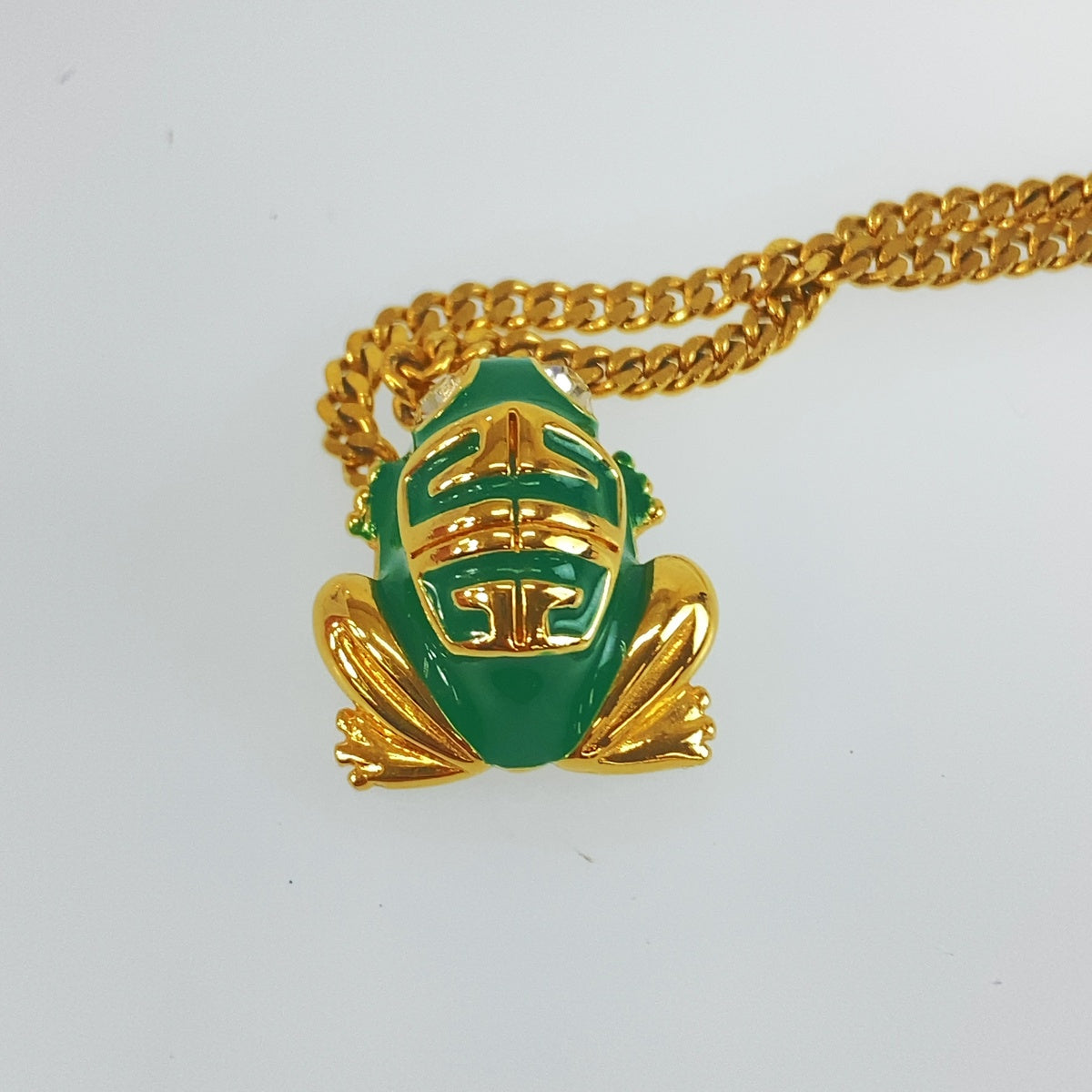 Givenchy ジバンシー ヴィンテージ カエルモチーフ ゴールド グリーン メタル ネックレス ペンダント レディース A17