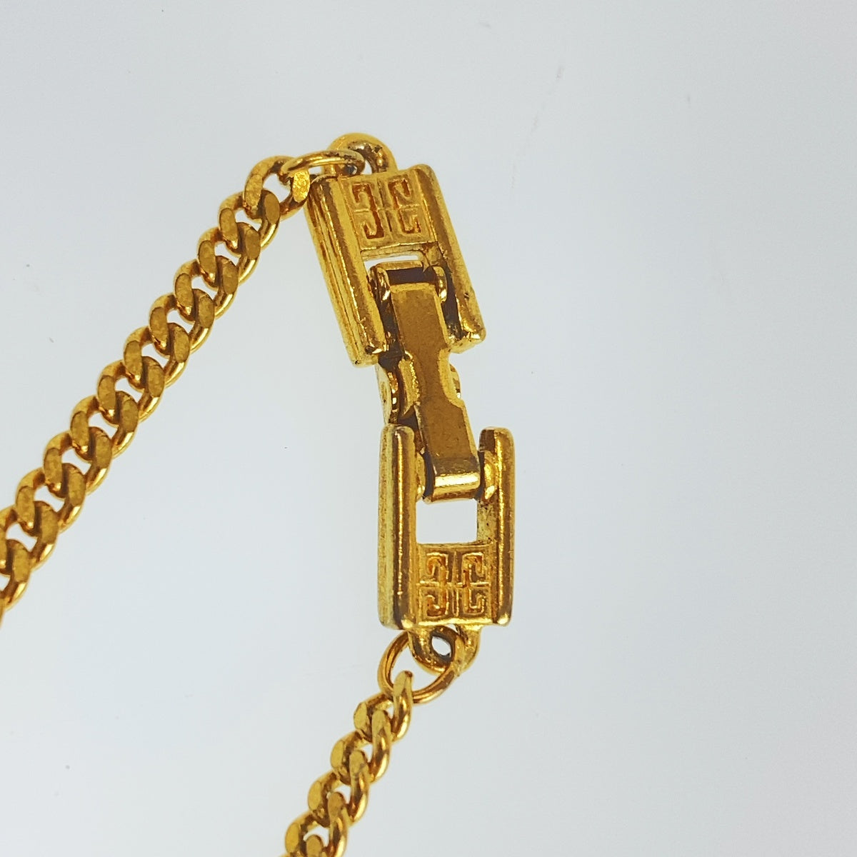 Givenchy ジバンシー ヴィンテージ カエルモチーフ ゴールド グリーン メタル ネックレス ペンダント レディース A17