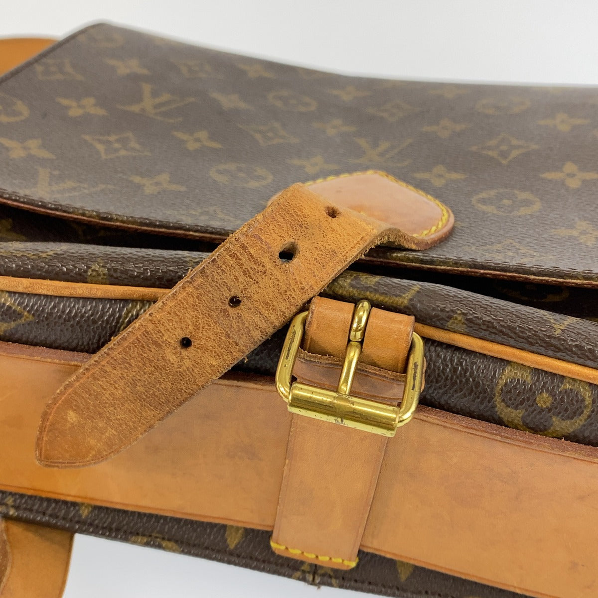LOUIS VUITTON ルイ ヴィトン ヴィンテージ モノグラム カルトシエール ブラウン PVC / レザー M51252 ショルダーバッグ レディース B53
