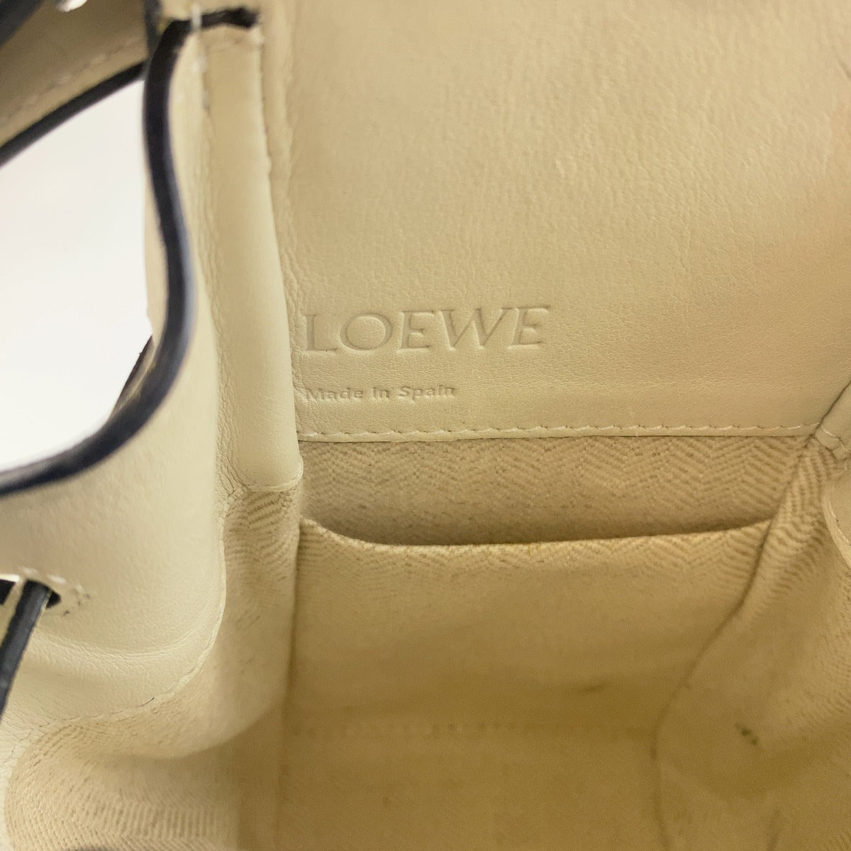 LOEWE ロエベ アナグラム ハンモック ドローストリング ミニ ホワイト クリーム 2WAY ショルダーバッグ ハンドバッグ レディース B118