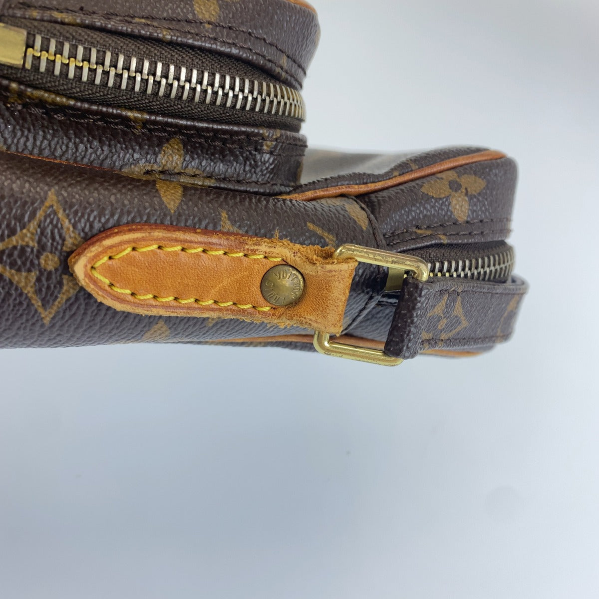 LOUIS VUITTON ルイヴィトン モノグラム アマゾン ブラウン PVC / レザー M45236 ショルダーバッグ ポシェット レディース B47