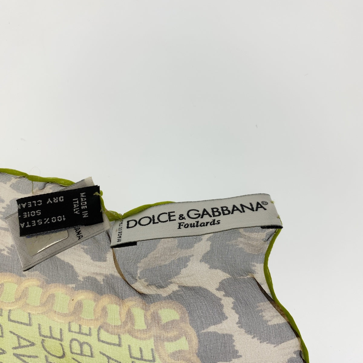 H-00232
DOLCE&GABBANA ドルチェアンドガッバーナ レオパード ヒョウ柄 グリーン ブラウン シルク スカーフ  レディース