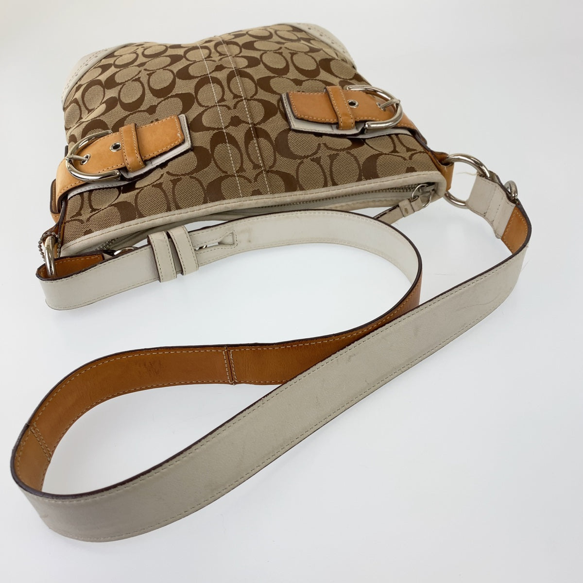 COACH コーチ シグネチャー ブラウン ホワイト キャンバス / レザー 斜め掛け ショルダーバッグ  レディース