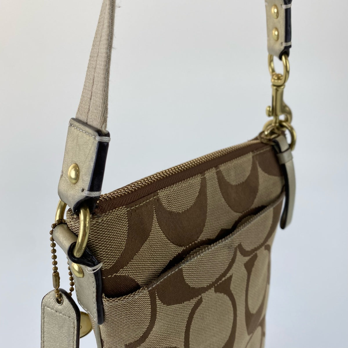 12762
COACH コーチ シグネチャー 斜め掛け可能 ブラウン キャンバス Lo867-F41207 ショルダーバッグ ポシェット  レディース AB5