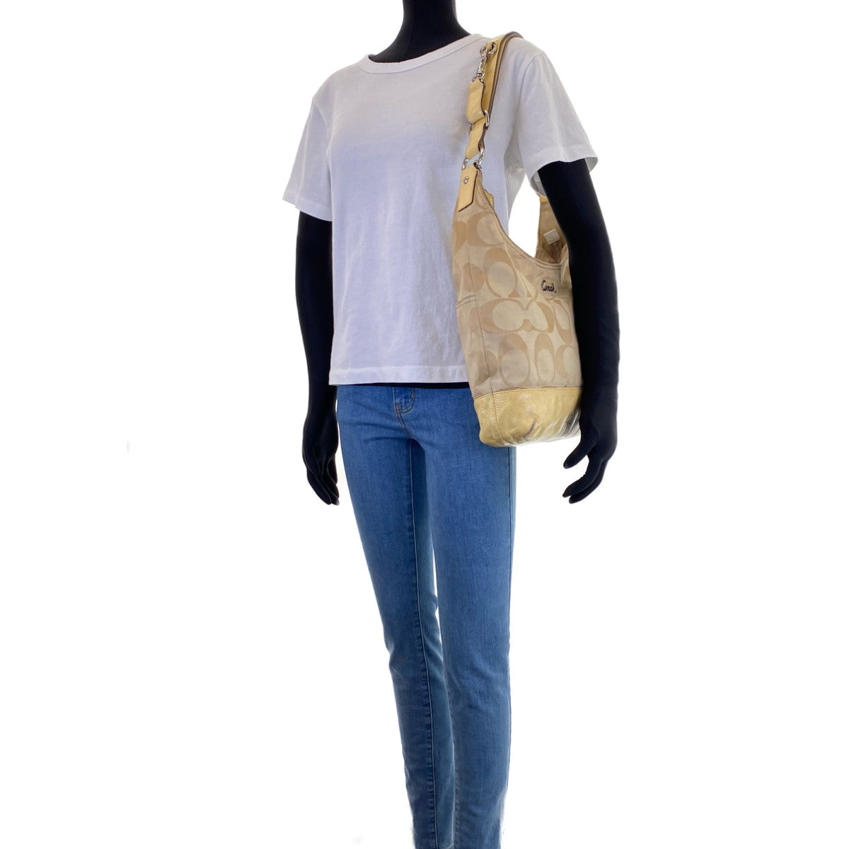 12761
COACH コーチ シグネチャー 斜め掛け調整可能 ベージュ キャンバス / パテントレザー D1171-F17490 ホーボー ショルダーバッグ  レディース AB5