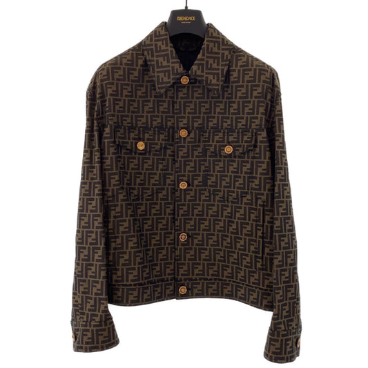 10002
 
FENDI FENDACE Fendace Zucca pattern Medusa Fendi Versace collaboration Size 52 Garment hanger included Brown Polyester / Cotton Zucca pattern Medusa Jacquard Blazer Jacket Men's