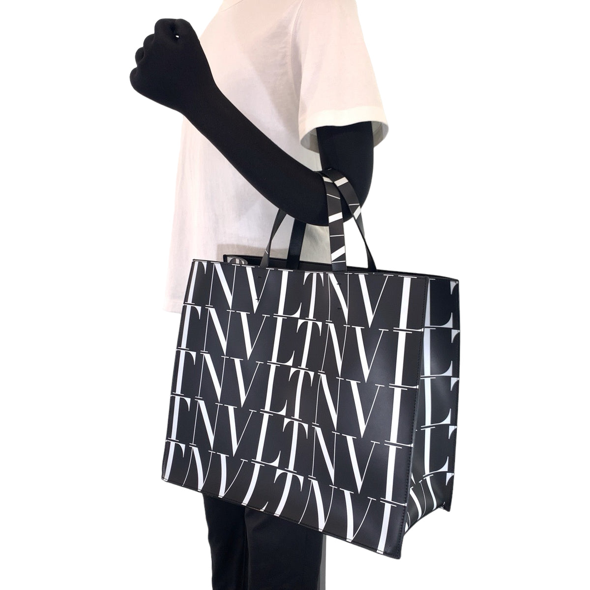 10344
 VALENTINO VLTN Unisex Black White Calfskin WY2B0963 Tote Bag Handbag A4 Size Women's