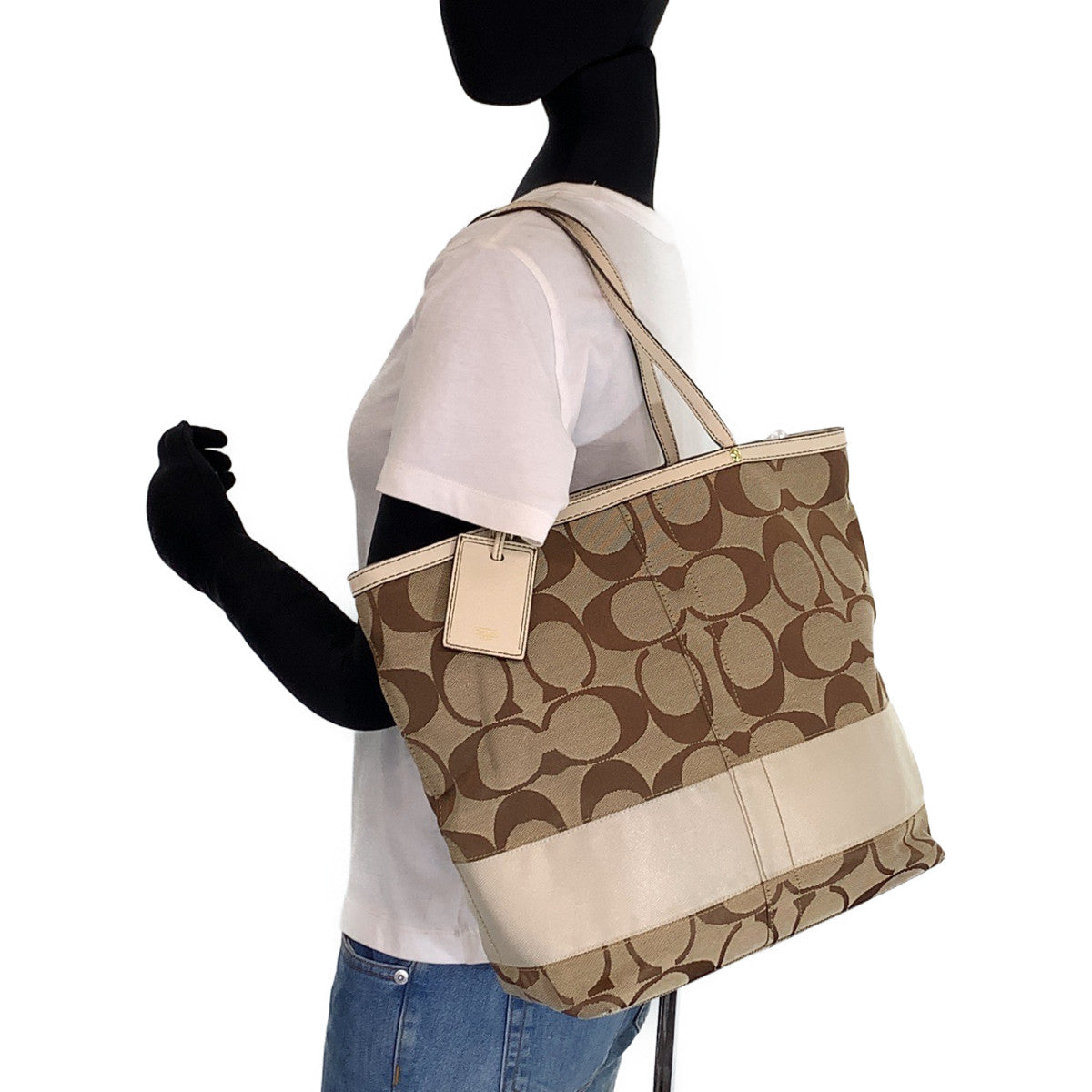 12710
COACH コーチ シグネチャー ベージュ アイボリー ゴールド金具 キャンバス / レザー トートバッグ ショルダーバッグ  レディース