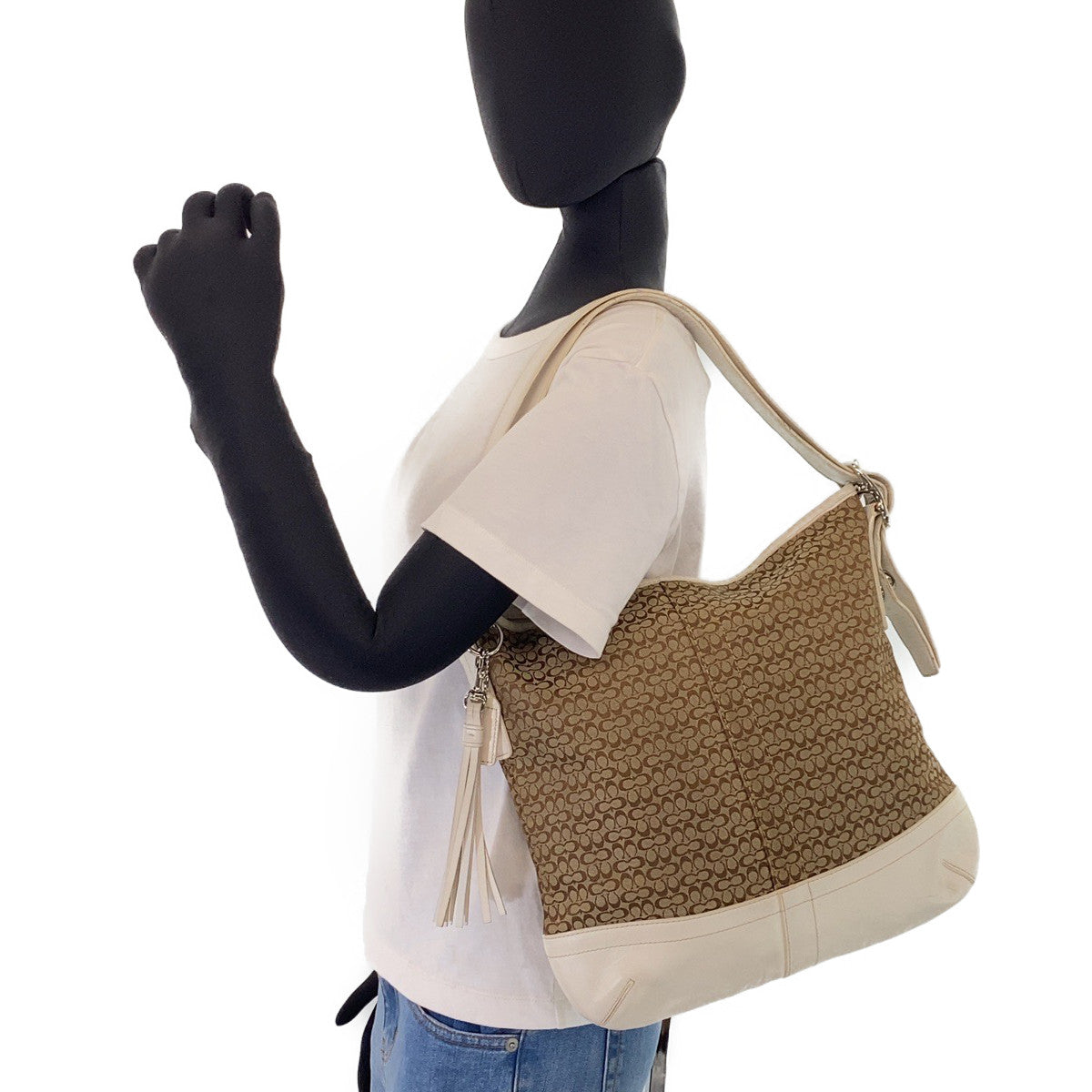 12704
COACH コーチ シグネチャー ベージュ ホワイト 白 シルバー金具 レザー / キャンバス ショルダーバッグ 斜め掛け可能  レディース AB5