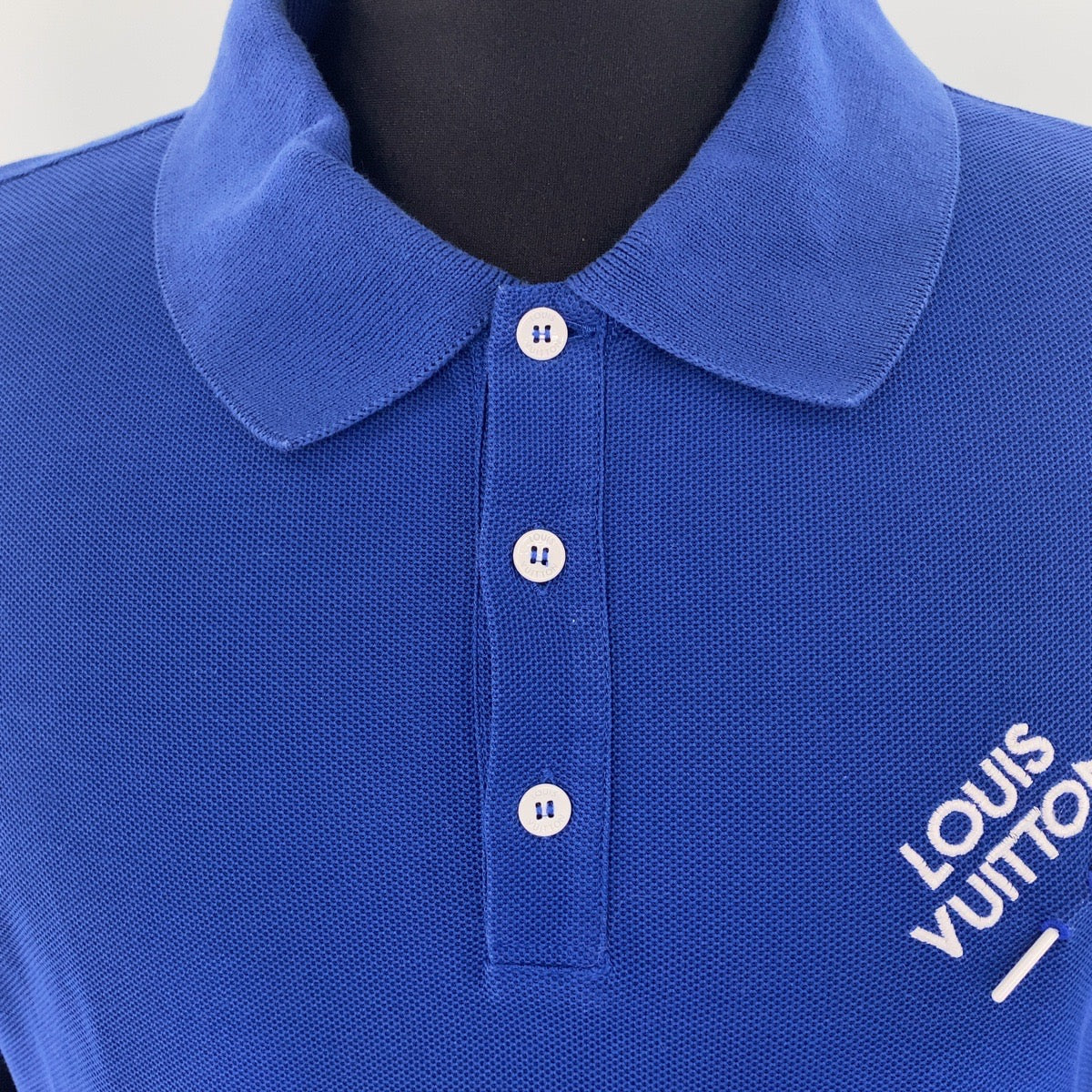 10047
 LOUIS VUITTON Louis Vuitton Polo with Embroidery Size XL Blue Cotton 1AA50T Polo Shirt Logo Embroidered Polo Shirt Men's