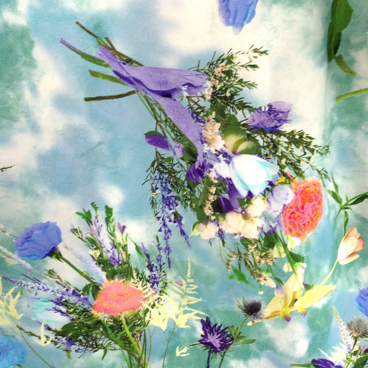 B-109
LOUIS VUITTON ルイヴィトン ヴァージルアブロー 20SS プリントエンブロイダリーフラワー サイズM マルチカラー コットン RM201 NPG HIY96W 半袖Tシャツ カットソー  メンズ