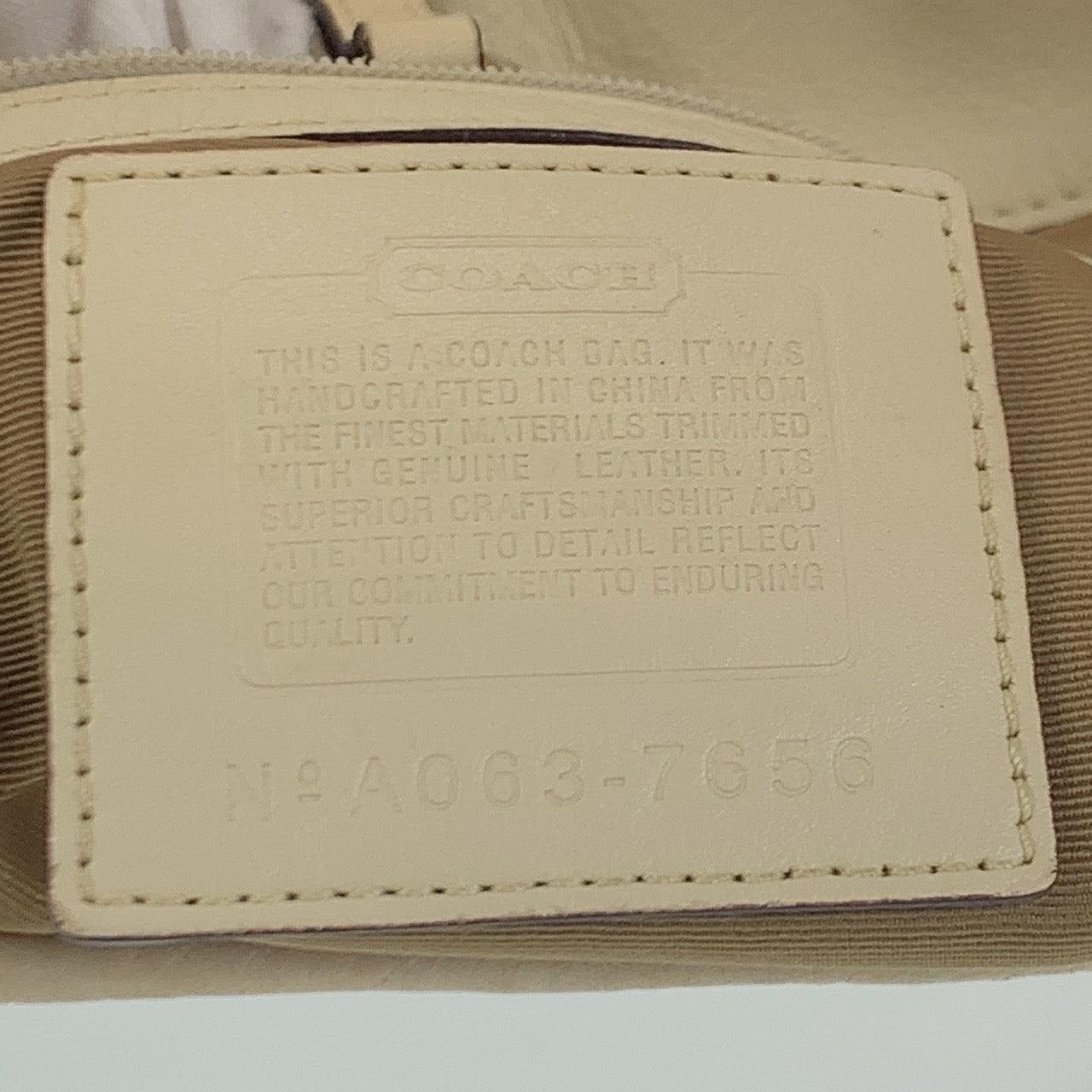 COACH コーチ シグネチャー ホワイト 白 ゴールド金具 レザー / キャンバス トートバッグ 肩掛け  レディース