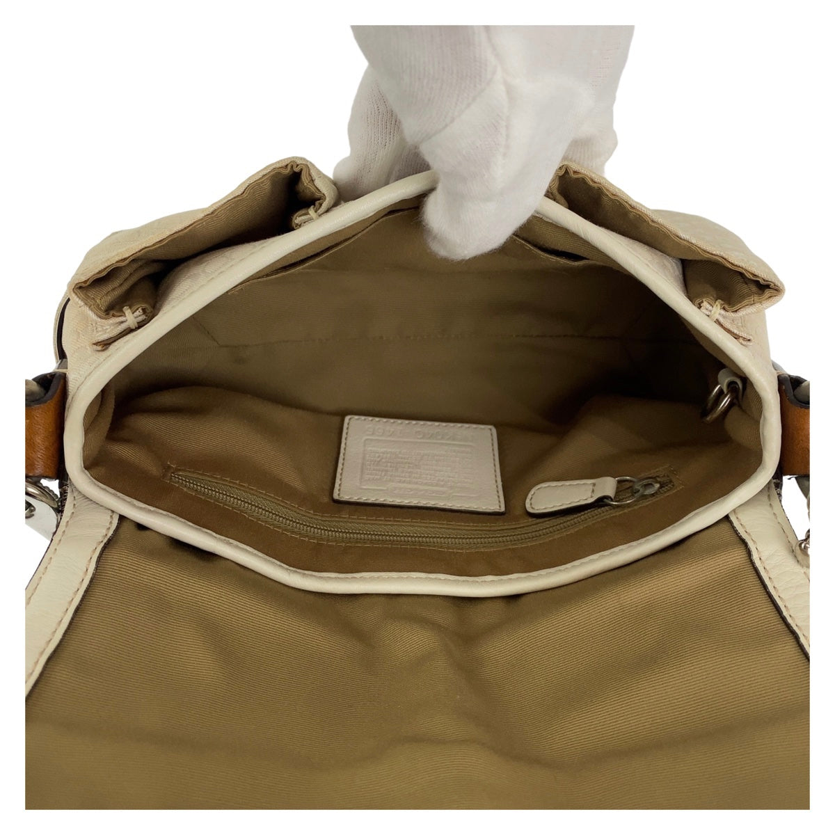 COACH コーチ シグネチャー ベージュ 茶 ブラウン シルバー金具 キャンバス ショルダーバック 斜め掛け  レディース