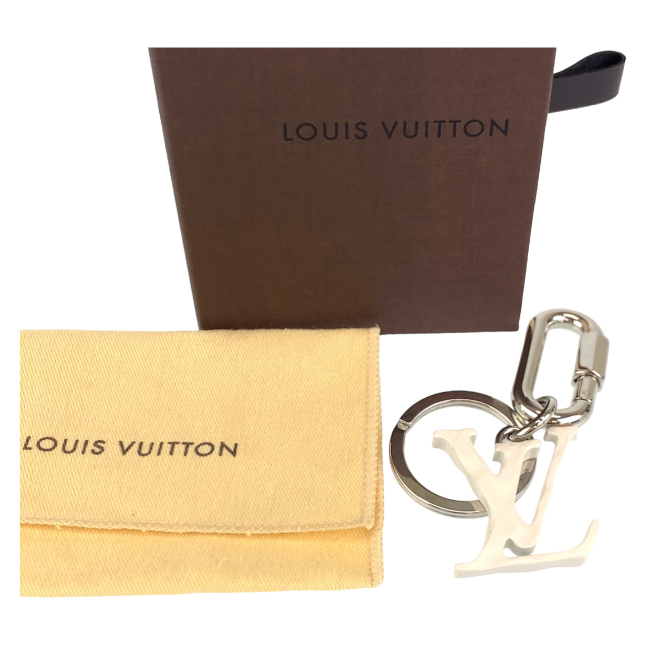 B-130
LOUIS VUITTON ルイヴィトン ポルトクレ LVシャープ シルバー ホワイト 白 メタル MP2290 キーホルダー キーリング キーケース  メンズ